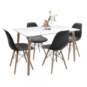 Comedor Minimalista con 4 sillas Eames y Mesa Eames 